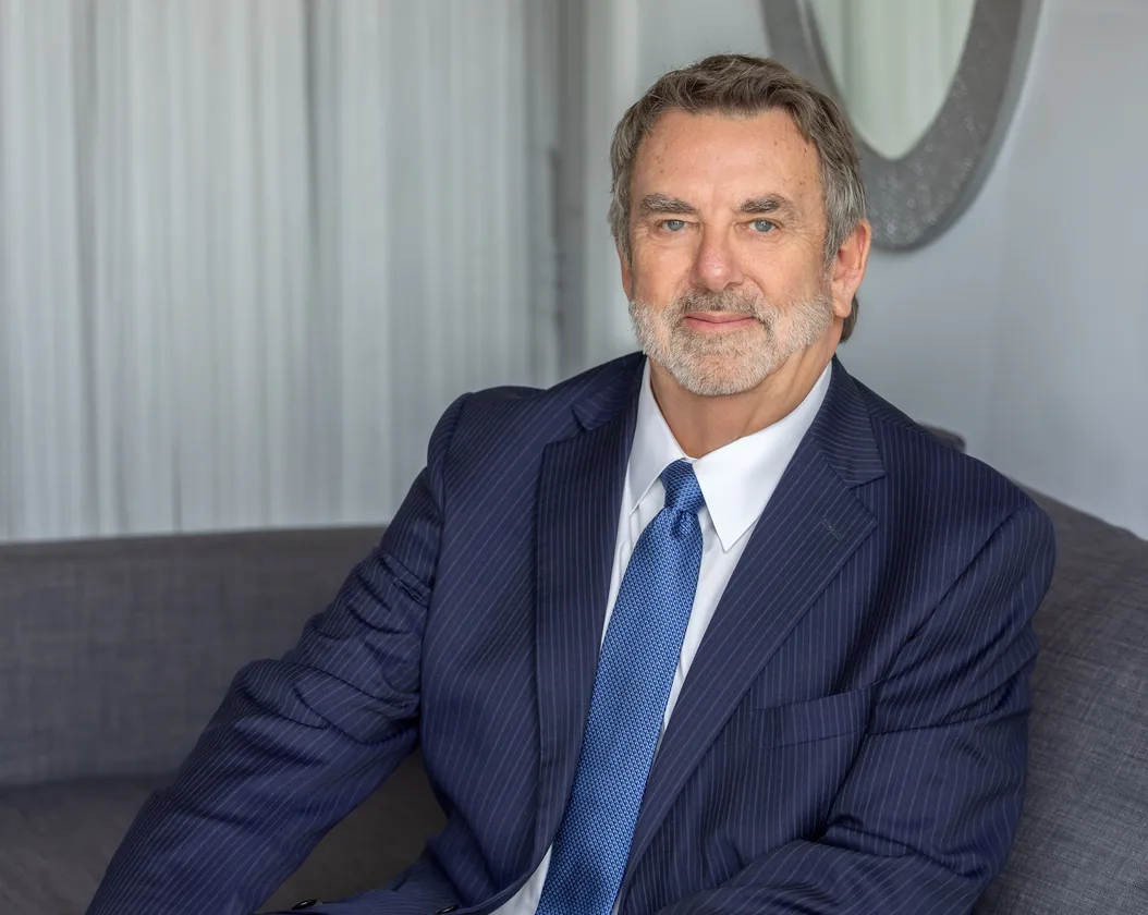 Stephen J Naylor